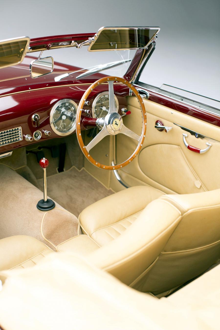  Ferrari 212 Inter Cabriolet 1951 года  (фото 12 из 16)
